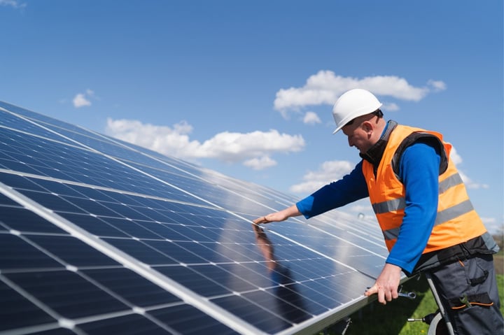 Keeping a Commercial Solar System in Optimal Working Order: A Guide